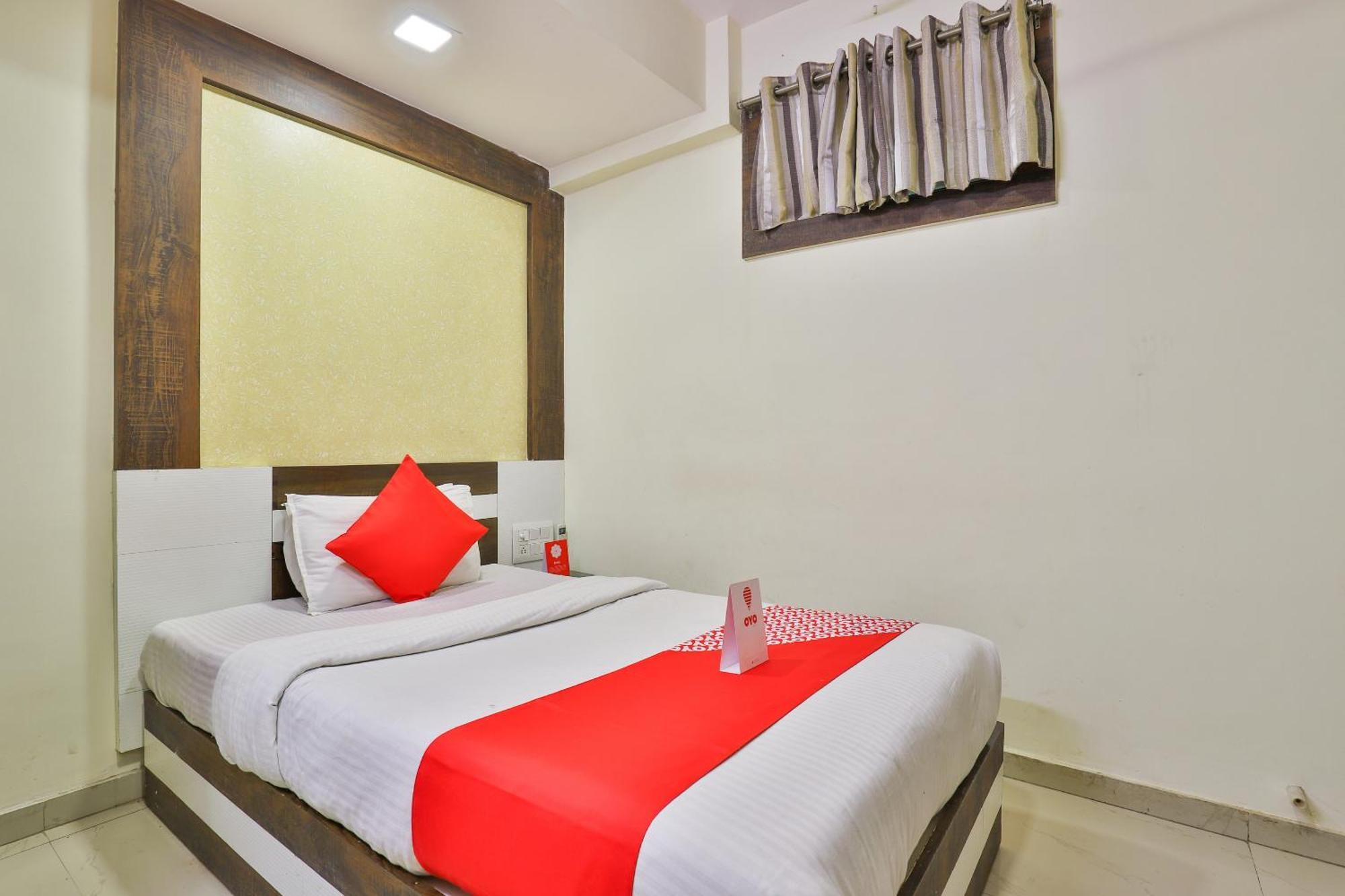 Hotel O Sri Balaji Residency Ахмедабад Экстерьер фото